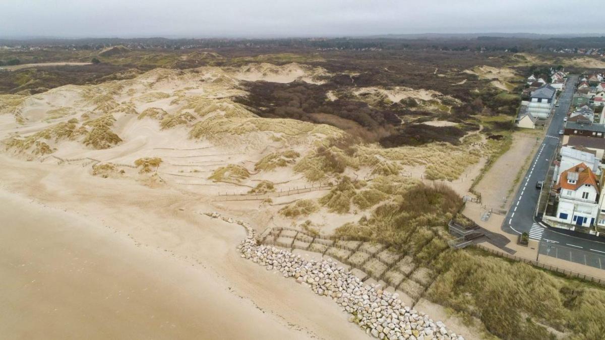 Cottage Proche Du Bord De Mer Et Au Coeur Des Dunes Merlimont Bagian luar foto